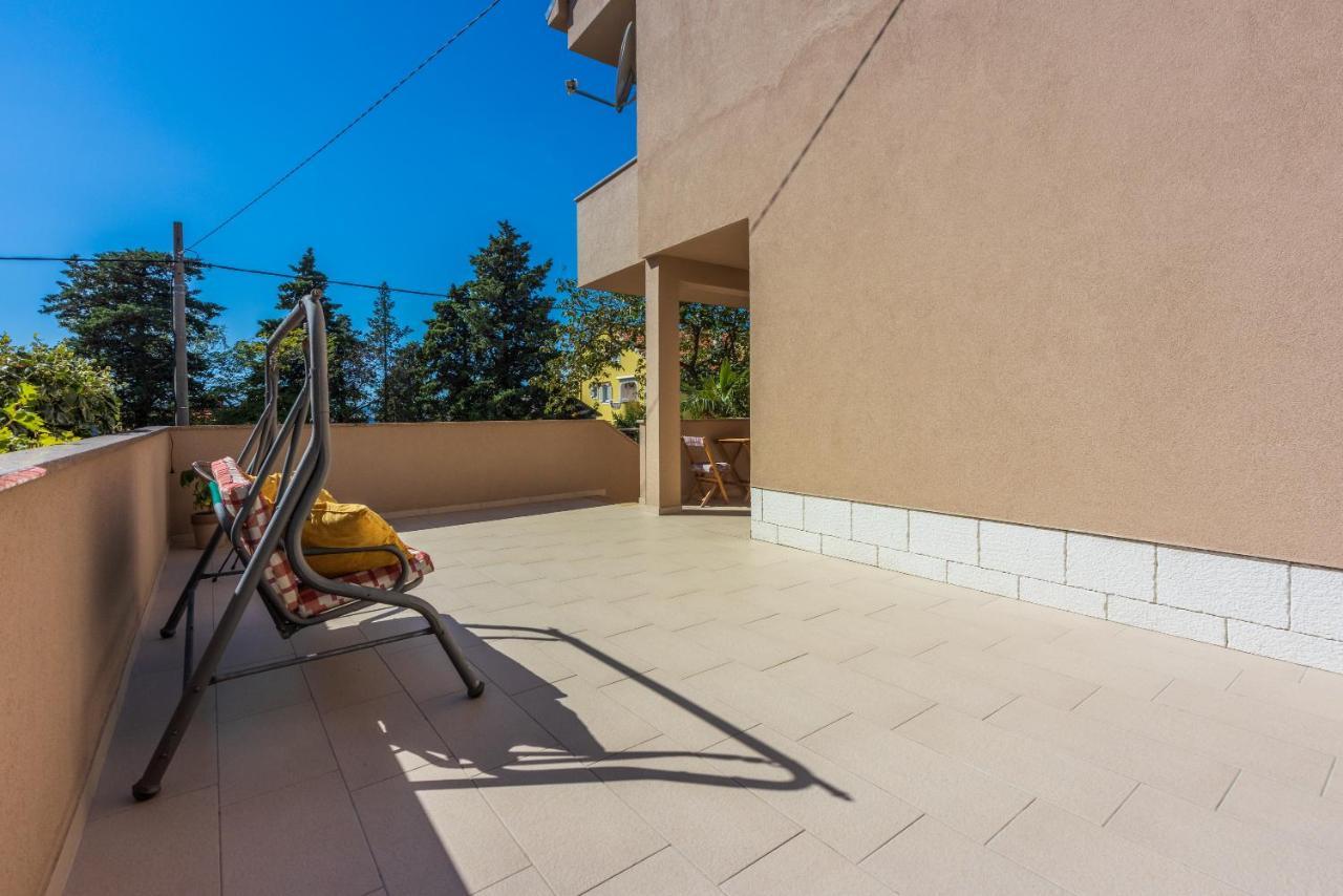 Apartmani Anita Dramalj Esterno foto