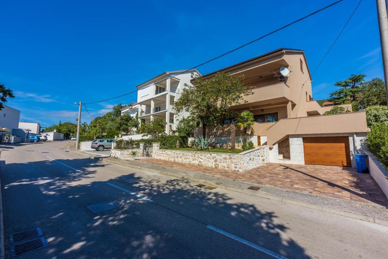 Apartmani Anita Dramalj Esterno foto