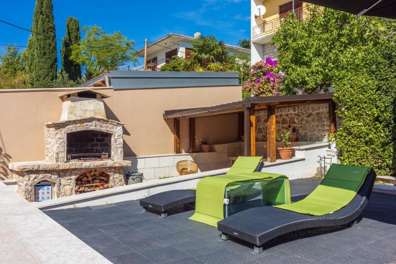 Apartmani Anita Dramalj Esterno foto