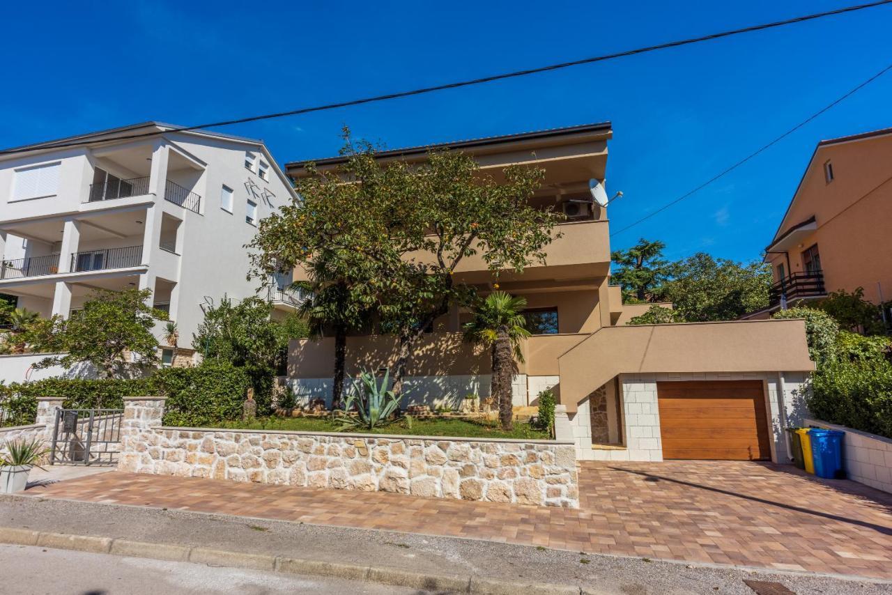 Apartmani Anita Dramalj Esterno foto