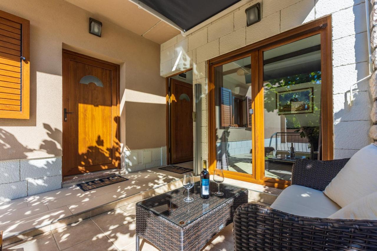 Apartmani Anita Dramalj Esterno foto
